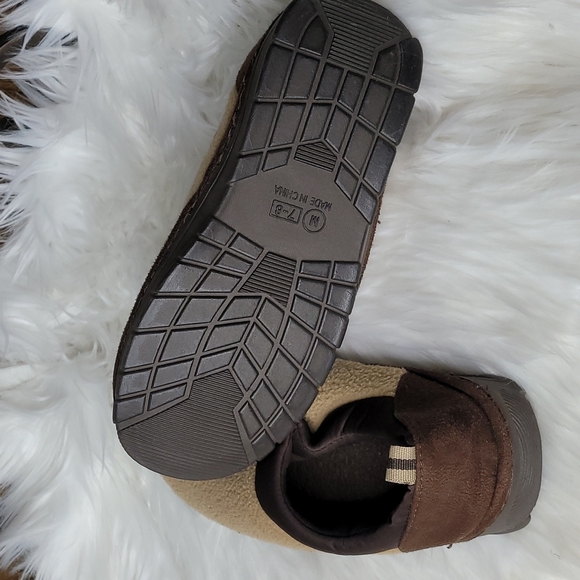 House shoes - Picture 3 of 6